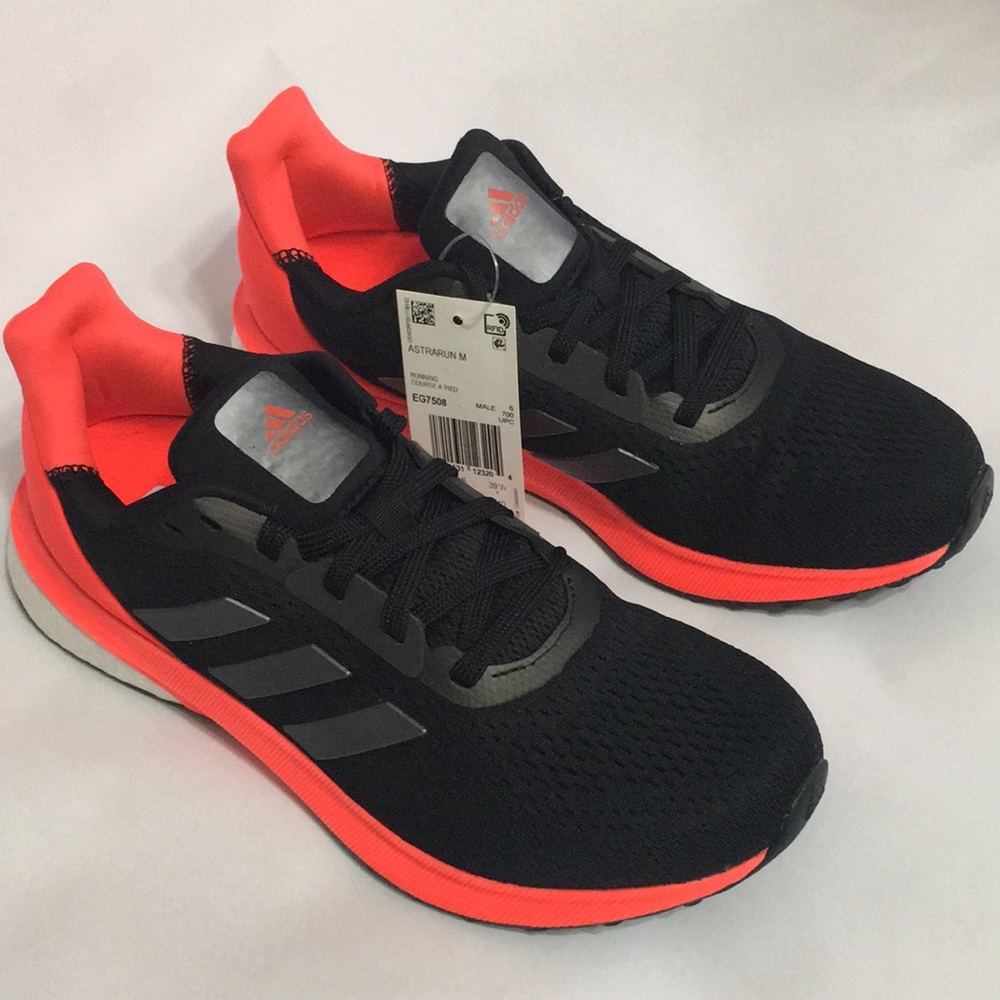Boys Adidas Astrarun Sneakers